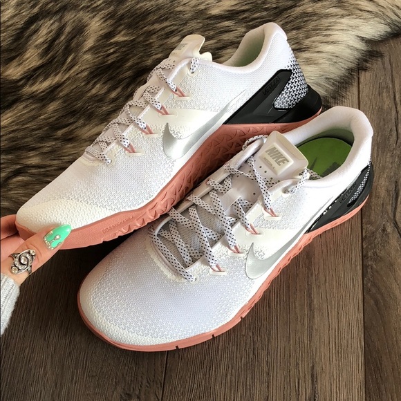 NWT🍬Nike metcon 4 - Picture 2 of 7